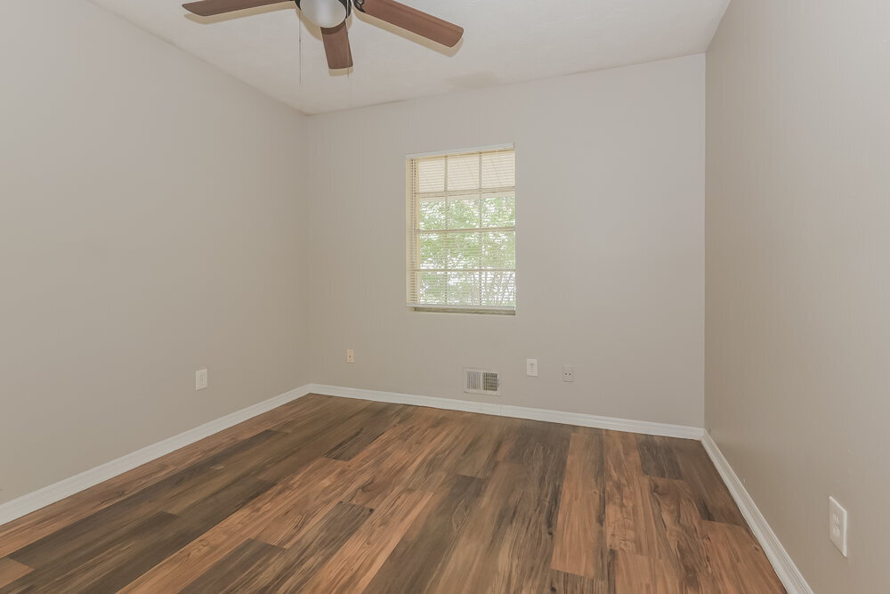 Building Photo - 4522 Doral Dr SW