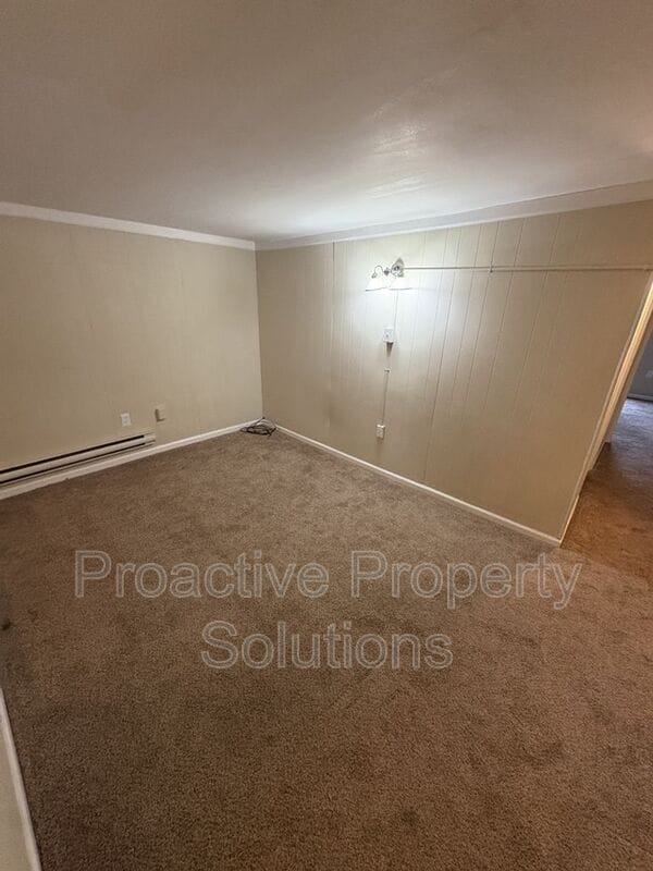 Building Photo - 850-850 Capouse Ave