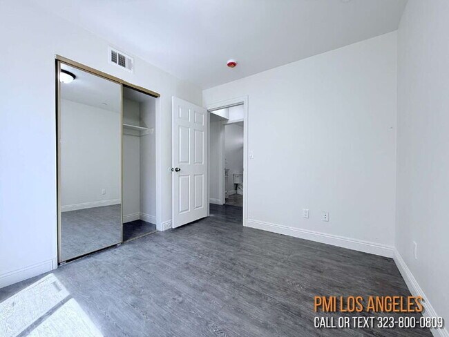 Building Photo - 1440 E 42nd St