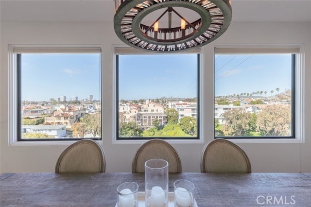 Building Photo - 314 Dahlia Pl