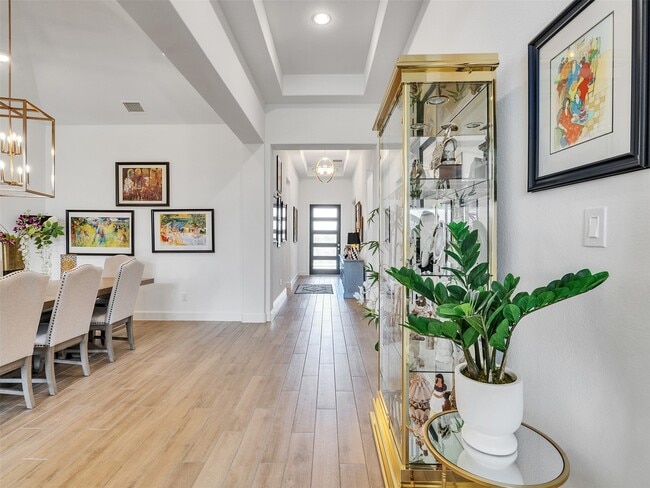 Building Photo - 5422 Farm Hill Way