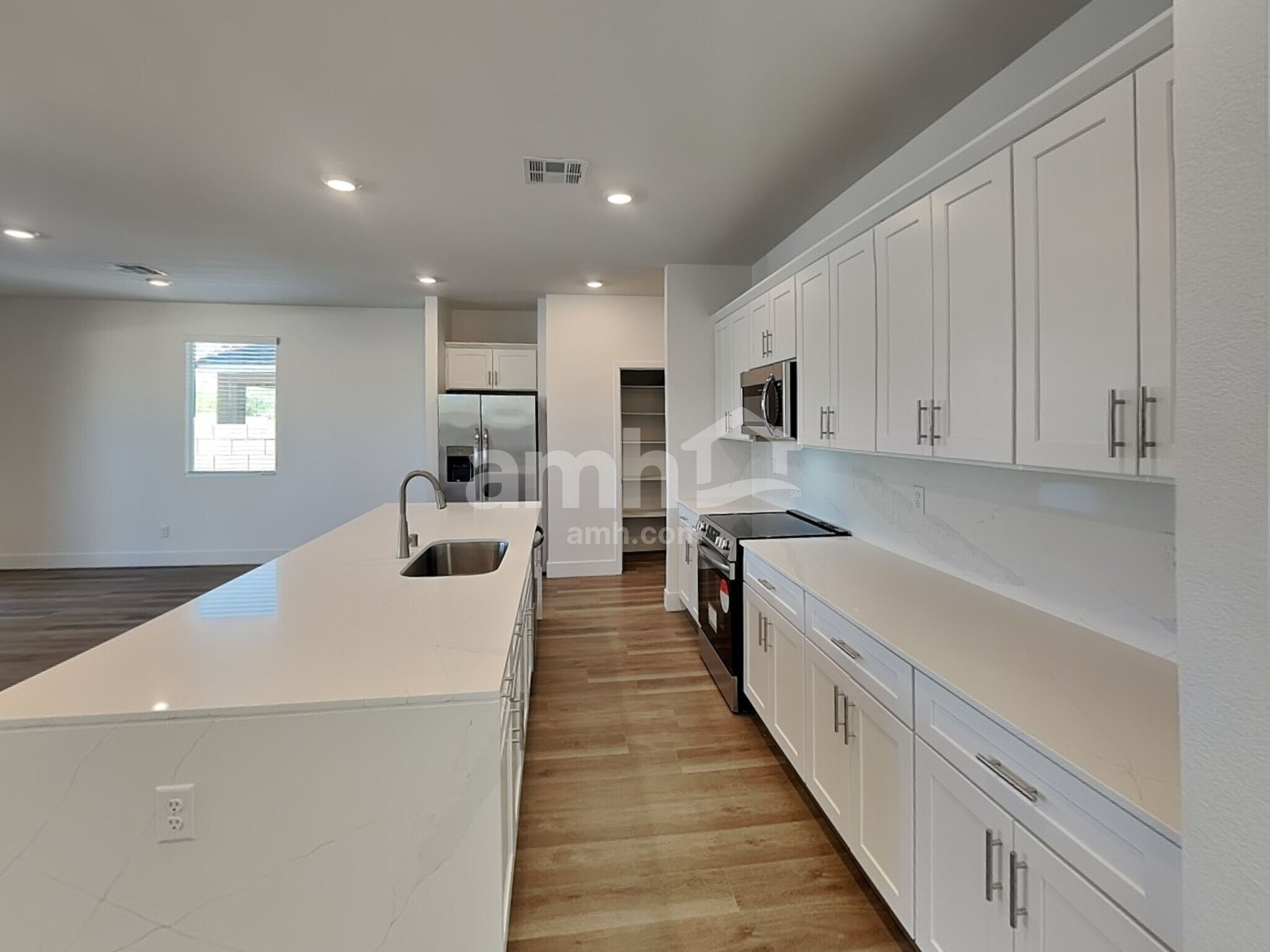 Building Photo - 8182 Winterfell Peak Ave