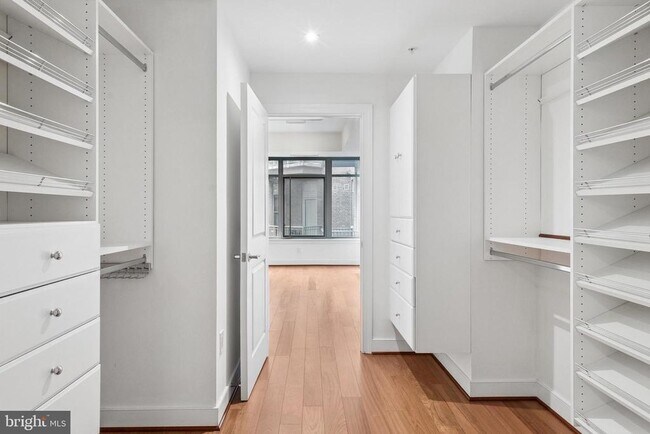 Building Photo - 2425 L St NW