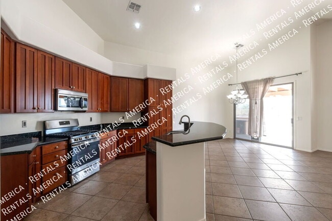 Building Photo - 14024 E Fairway Bluff Ct
