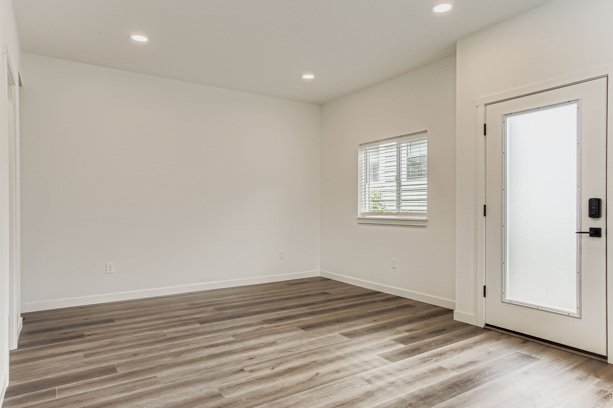 Building Photo - 4473 SE 28th Pl