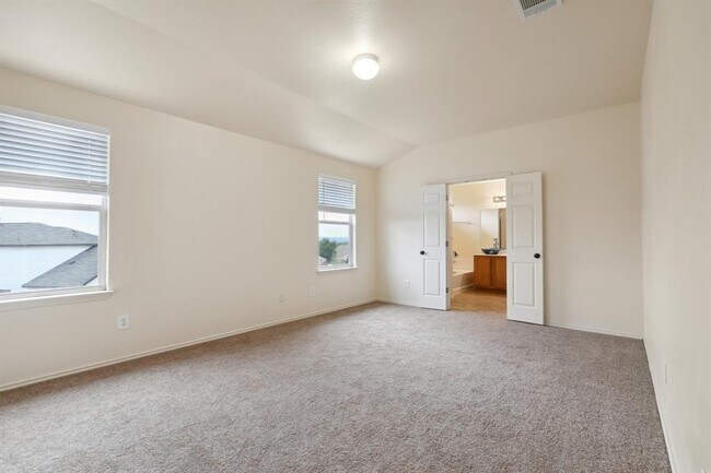 Building Photo - 11725 Timber Heights Dr