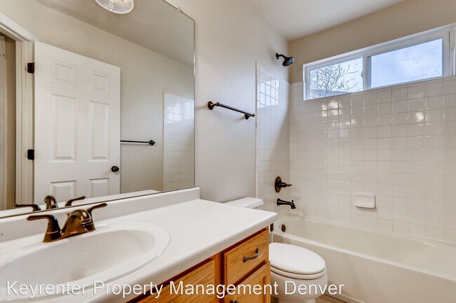 Building Photo - 6 br, 4 bath House - 1387 E 135th Pl
