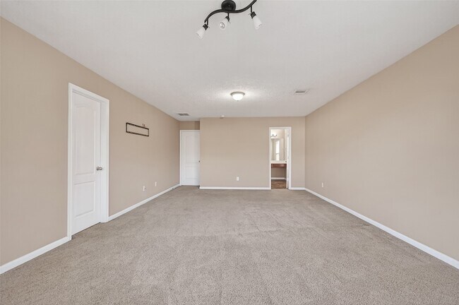 Building Photo - 18110 Rexine Ln