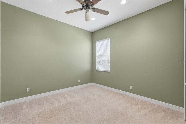 Building Photo - 14716 4th Dr NE