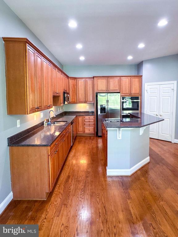 Building Photo - 18234 Cypress Point Terrace