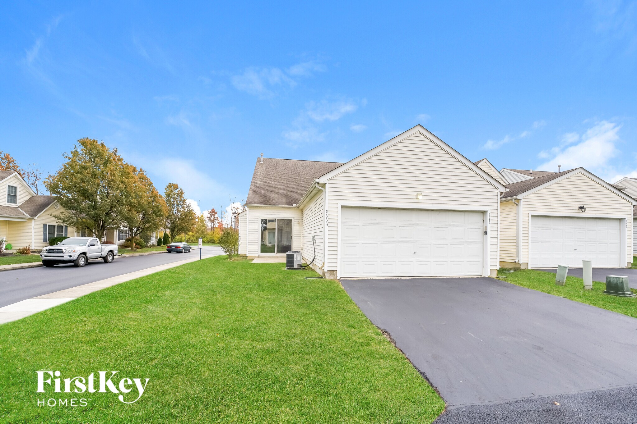 Building Photo - 8333 Mira St