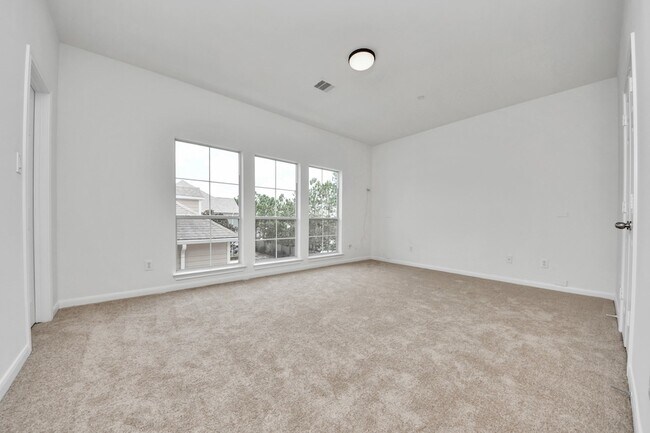 Building Photo - 3001 Murworth Dr