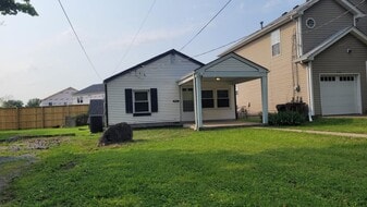 Building Photo - 9003 Riley Ave