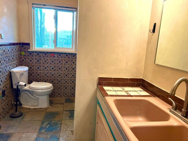 Building Photo - 2038 Kiva Rd