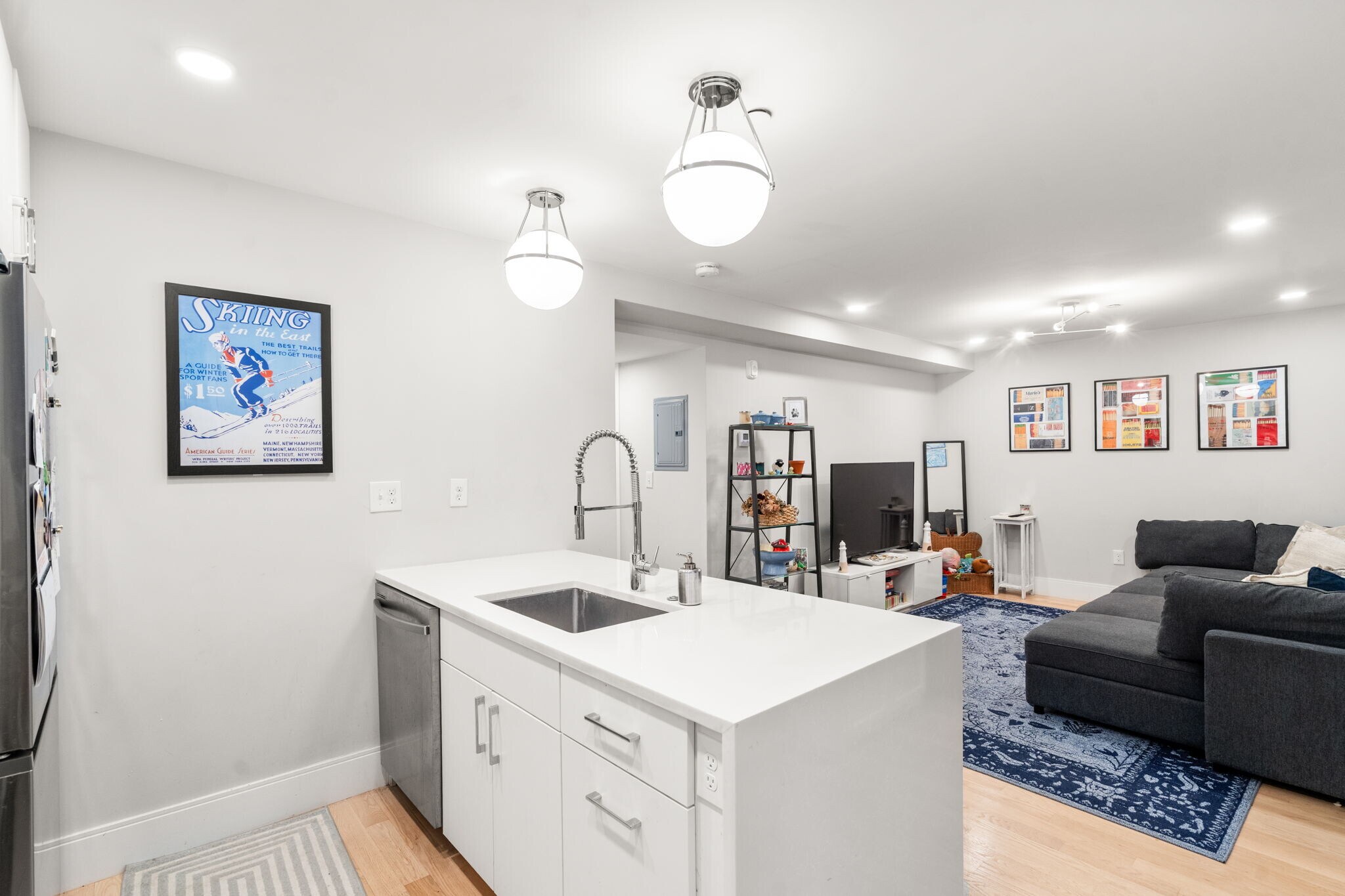 Building Photo - 10 Lamson Ct