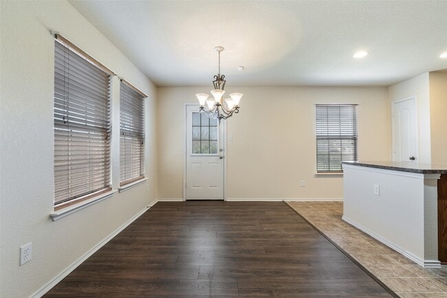 Building Photo - 3917 Mantis St