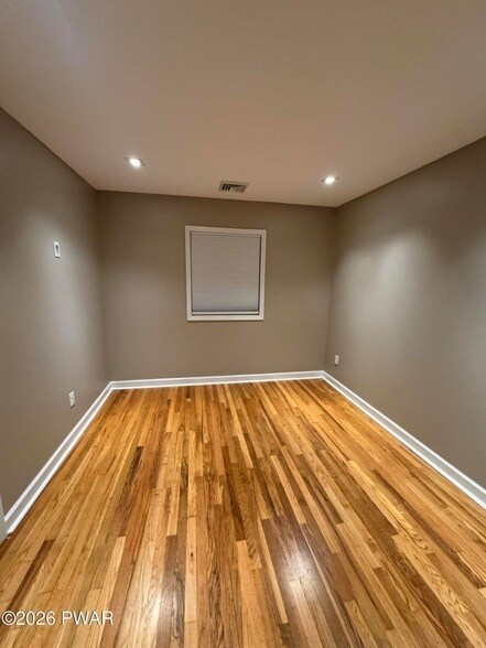 Building Photo - 200 Avenue H