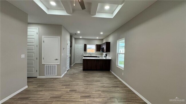 Building Photo - 19 N 43rd St