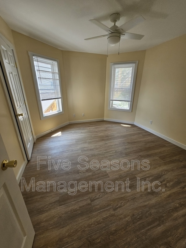 Building Photo - 48 Greene St