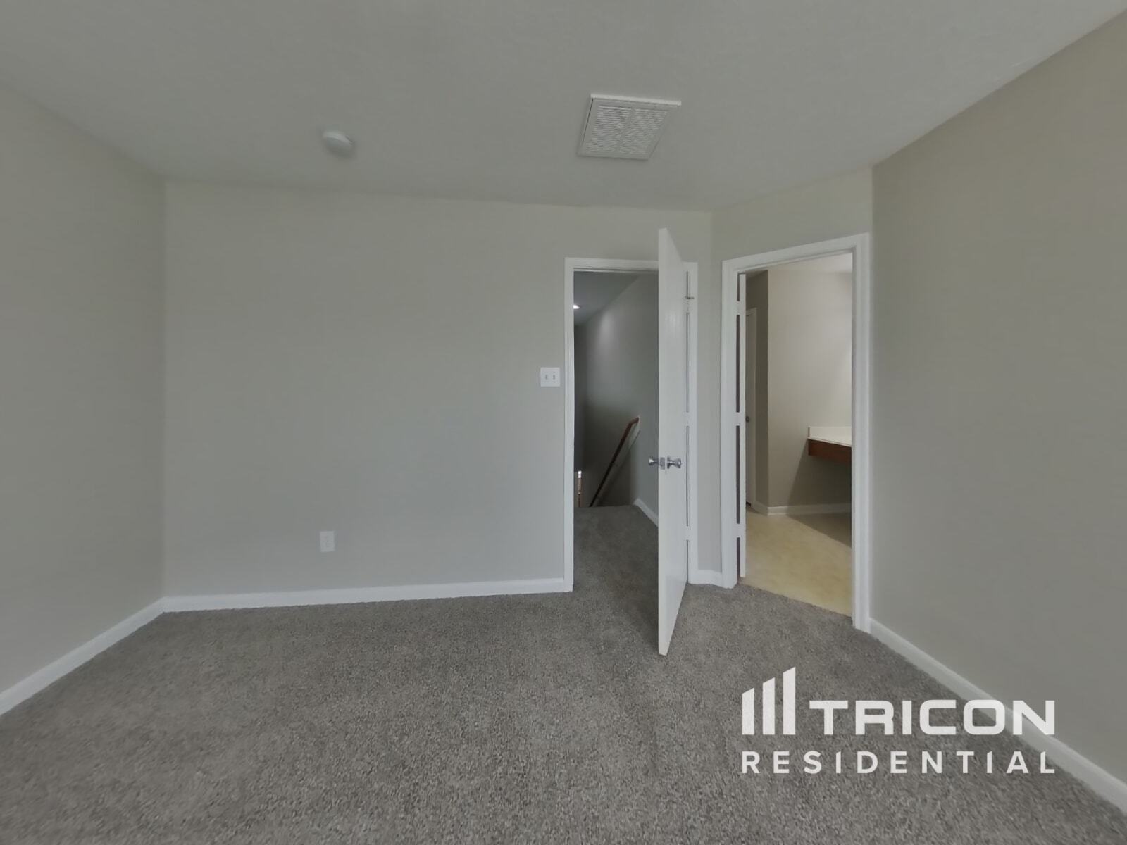 Building Photo - 20603 Fair Castle Dr