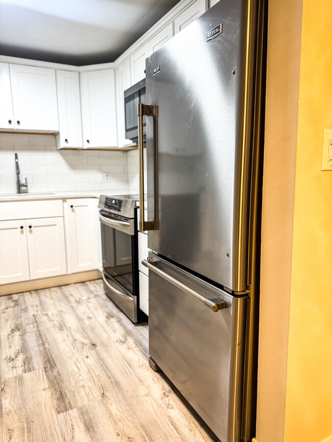 Building Photo - 153 Milk St