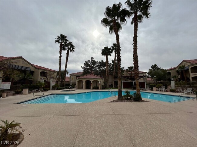 Building Photo - 7885 W Flamingo Rd