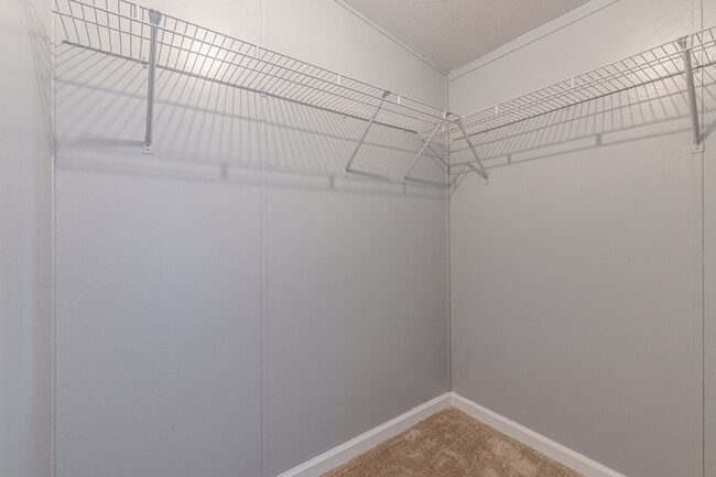 Building Photo - 20945 Via Duran Point