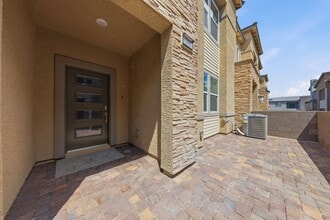 Building Photo - Brand New 3 Bedroom Stylish Henderson Townhome in Black Mountain Ranch