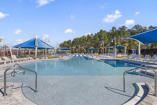 Building Photo - 42 Thistleton Wy