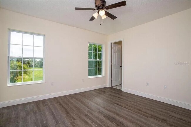 Building Photo - 2637 Hunt Club Ln
