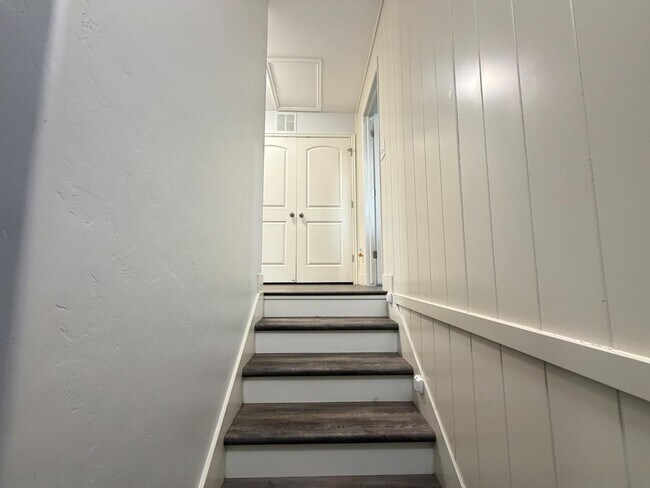 Building Photo - 6929 S Vlg Hvn Dr