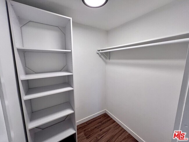 Building Photo - 832 Indiana Ave