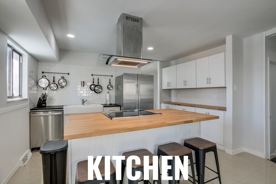 Building Photo - 13489 W Auburn Ave