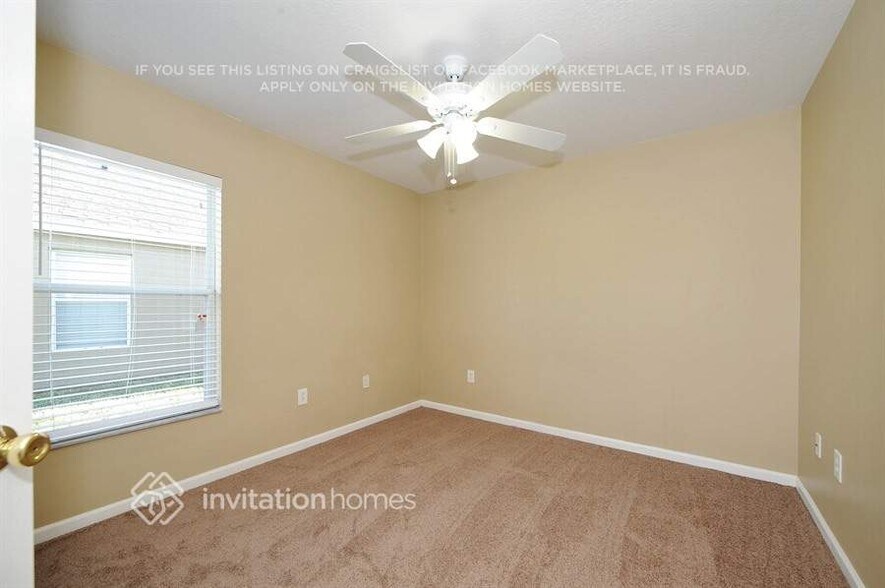 Building Photo - 25401 Lexington Oaks Blvd