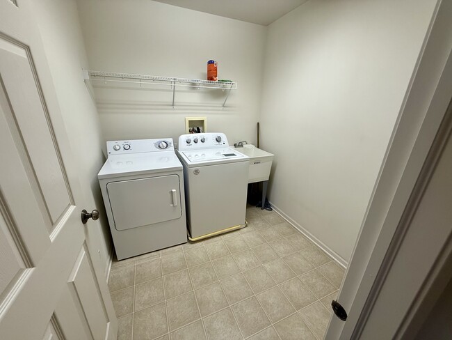 Building Photo - 6N329 Whitmore Cir