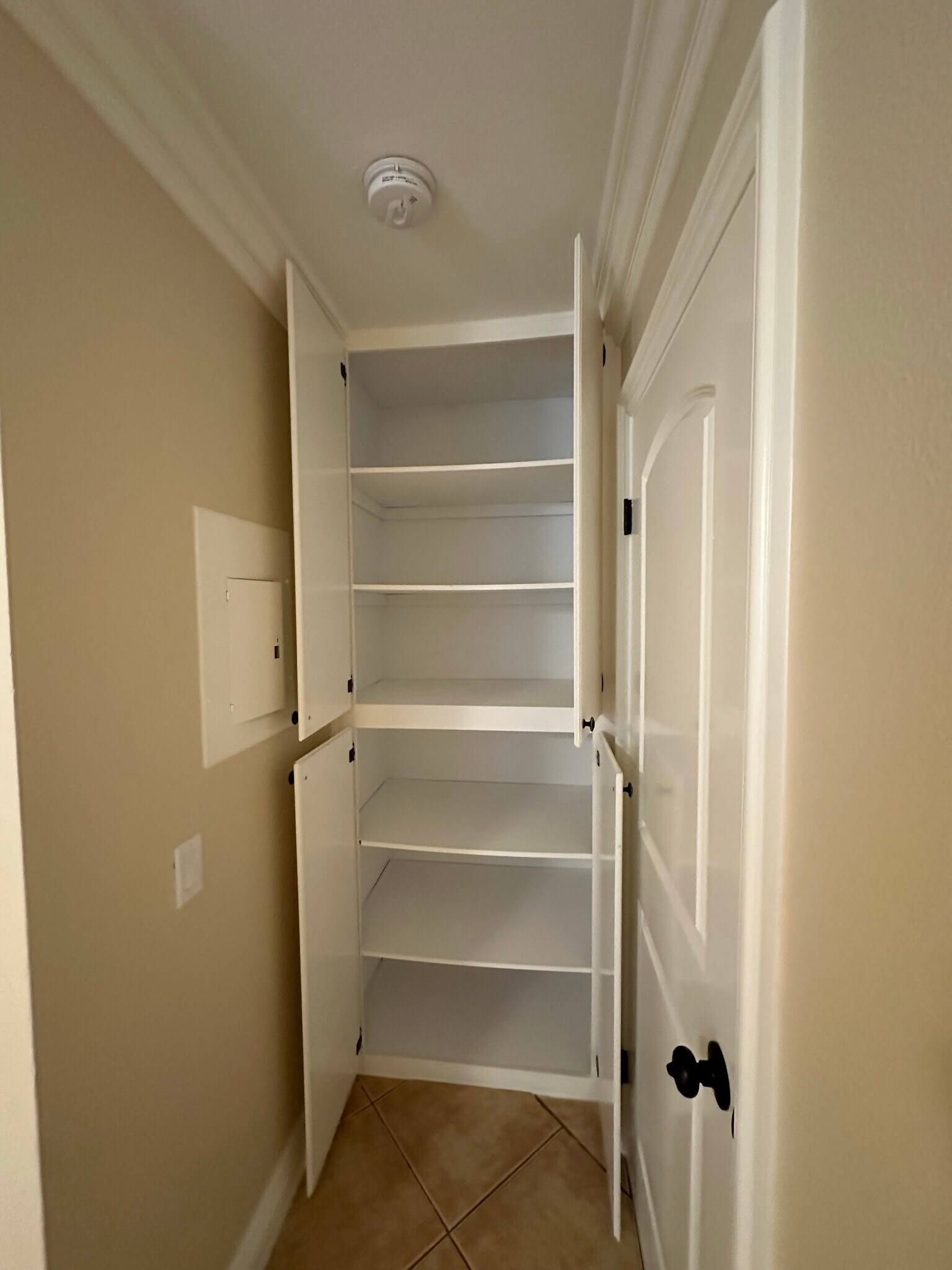 Building Photo - 227 Woodland Pky