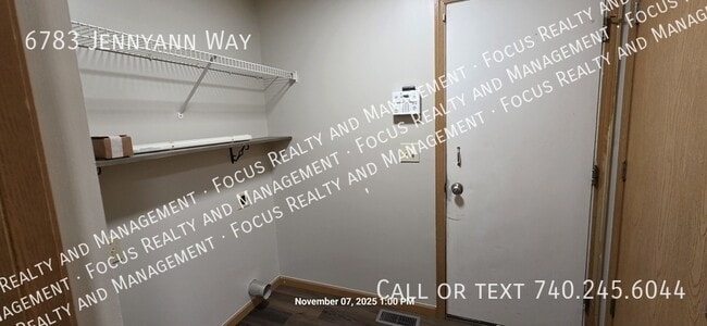 Building Photo - 6783 Jennyann Way