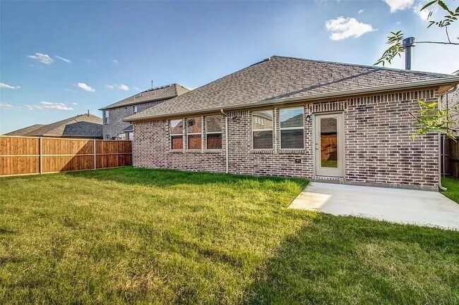 Building Photo - 6221 Hightower St