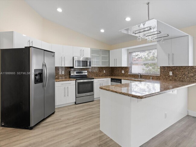 Building Photo - 1124 NW 130th Terrace