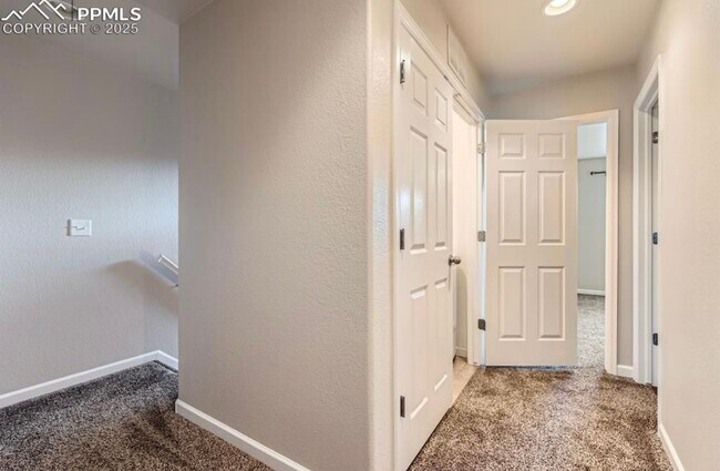 Building Photo - 17144 Blue Mist Grove