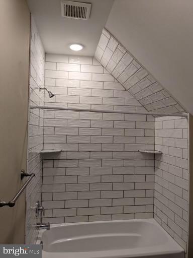 Building Photo - 135 Park Pl