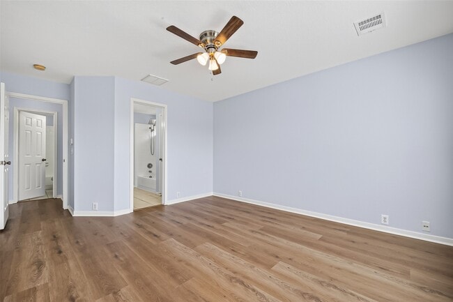 Building Photo - 510 Cypresswood Trce