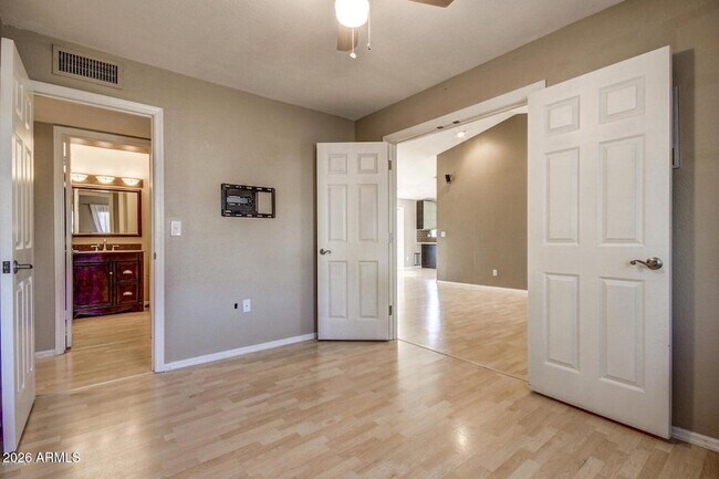 Building Photo - 6501 E Sandra Terrace