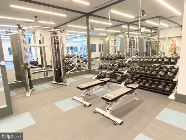 Building Photo - 1761 Old Meadow Rd