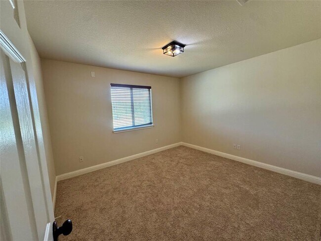 Building Photo - 278 Caraway