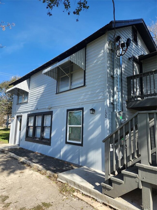 Building Photo - 130 Olive St