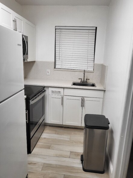Building Photo - 4235 NW 168th Terrace