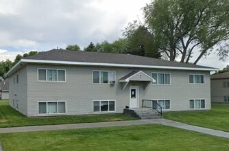Building Photo - 1417 Camas St