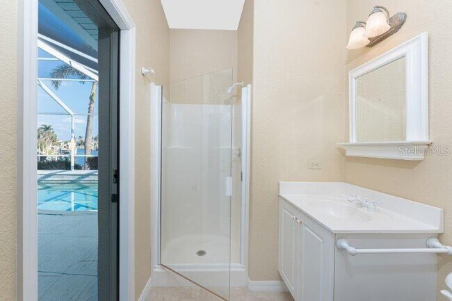 Building Photo - 3932 Madrid Ct