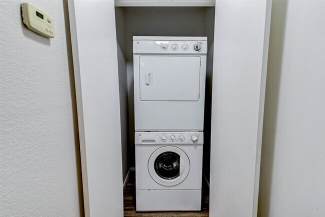 Building Photo - 2001 Bering Dr